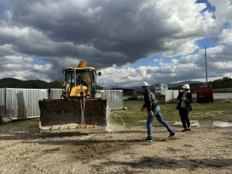 Започва строежът на модерен ролбан за биатлон в Троян