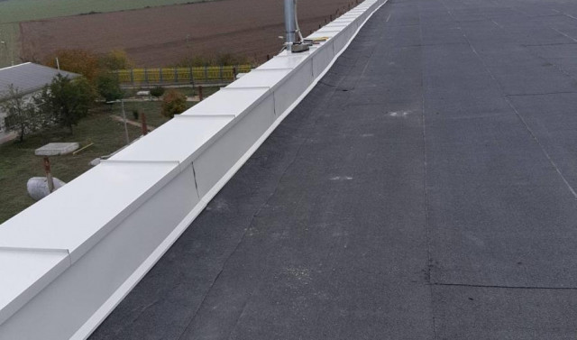 Ремонт на покриви от сградния фонд на НВУ „Васил Левски“